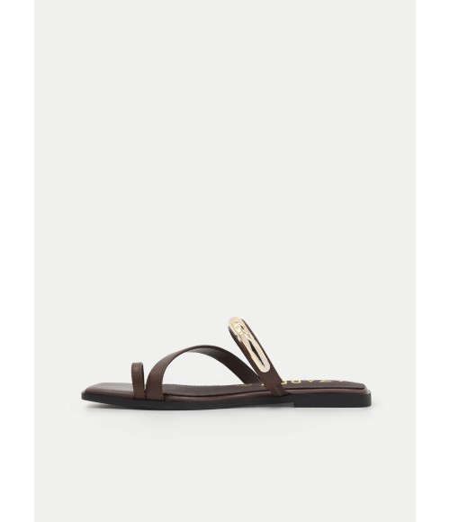 Sandalia Plana Marron Con Detalle Minimalista Para Mujer Montevita Jinetese 105085
