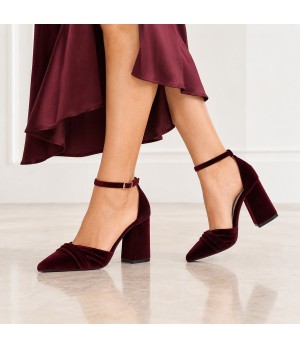 Zapatos de Salon de Terciopelo Burdeos con Correa al Tobillo Montevita 105321