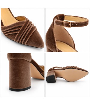 Zapatos de Salon de Terciopelo Taupe con Correa al Tobillo Montevita 105323