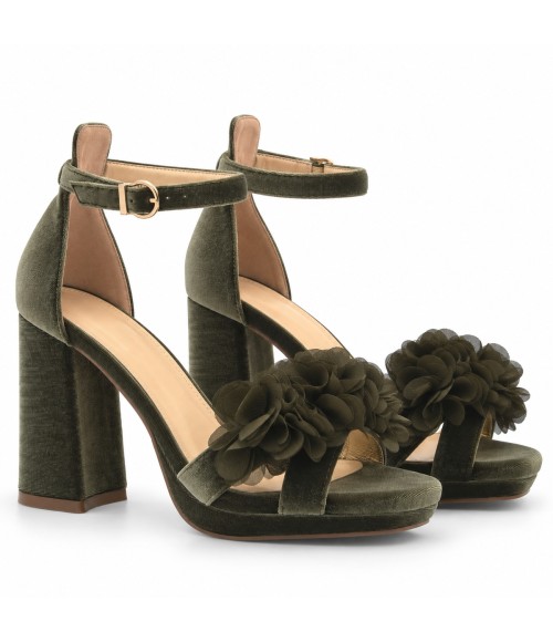 Sandalias con Plataforma en Terciopelo Verde con Flores y Tacon Ancho Montevita 105349