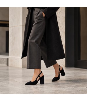 Zapato de Terciopelo Destalonado Negro Montevita 105357