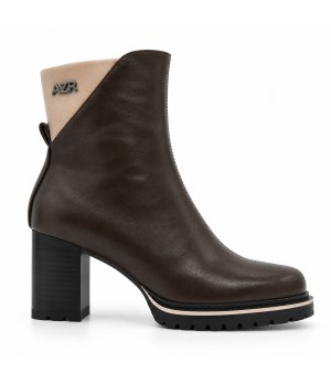 Botin Marron con Tacon y Detalle Beige Montevita 105394