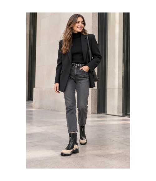 Botin Negro Suela Track Cremallera Frontal Montevita 105409