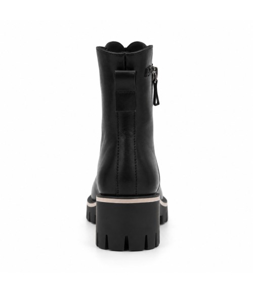 Botin Negro Suela Track Cremallera Lateral Montevita 105410