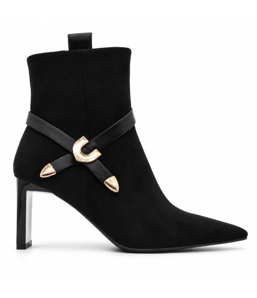 Botin Negro Tacon con Hebilla Dorada Montevita 105415