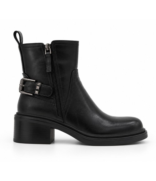 Botin Negro Tacon Medio Hebilla Lateral Montevita 105417