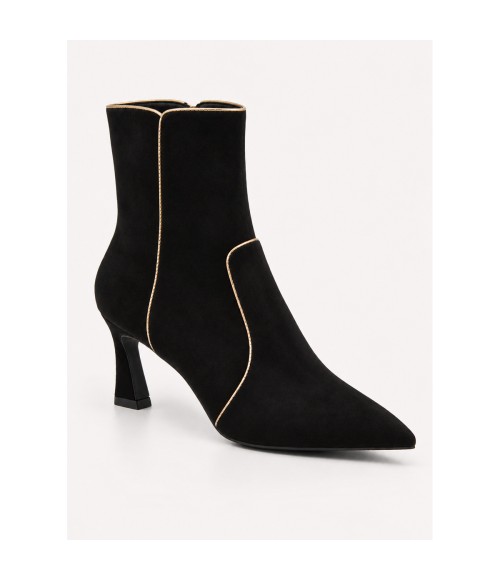 Botin Negro Tacon Fino con Vivo Contraste Montevita 105416