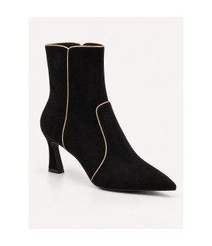Botin Negro Tacon Fino con Vivo Contraste Montevita 105416
