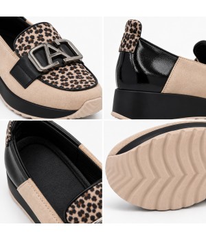 Mocasin Beige Leopardo Cuna Adorno Metalico Montevita 105424