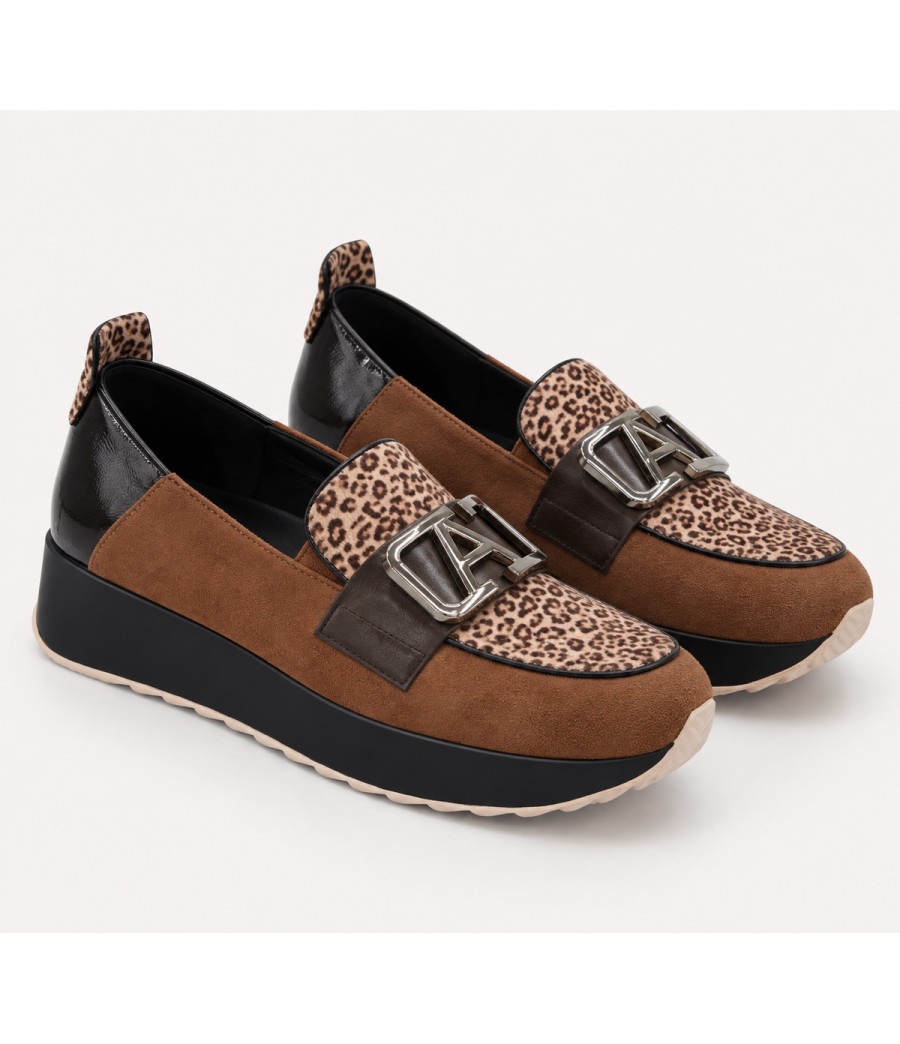 Mocasin Marron Leopardo Cuna Adorno Metalico Montevita 105428