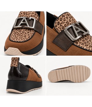 Mocasin Marron Leopardo Cuna Adorno Metalico Montevita 105428