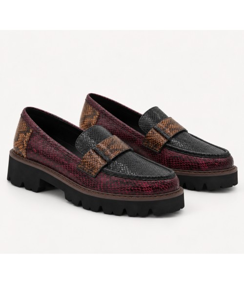 Mocasin Negro Burdeos Animal Print Suela Track Montevita 105430