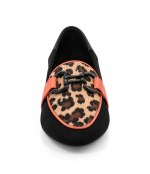 Mocasin Negro y Animal Print con Cadena Montevita 105431