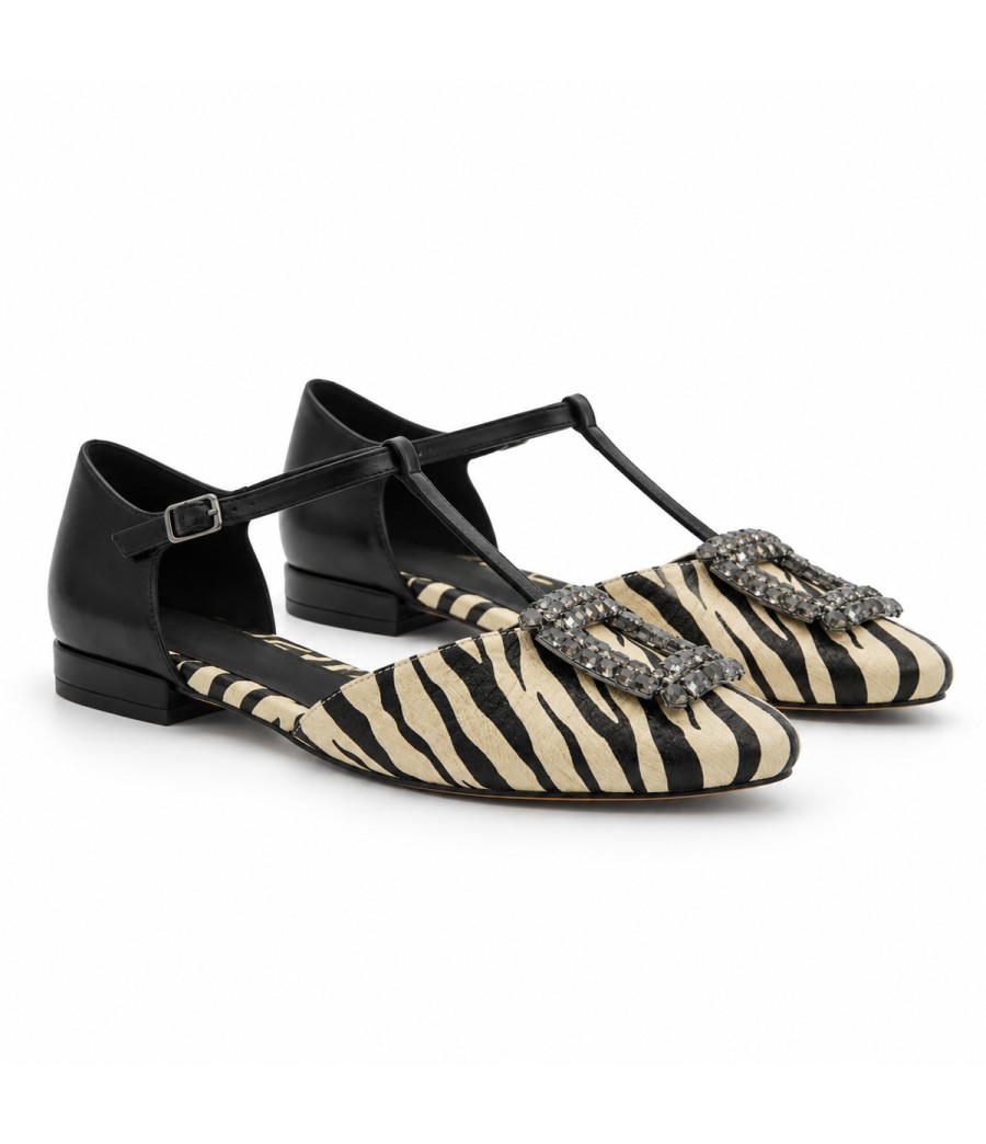 Zapato Mary Jane Negro Cebra Hebilla Joya Montevita 105466