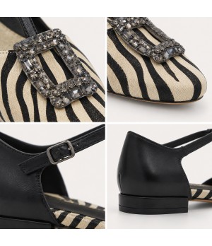Zapato Mary Jane Negro Cebra Hebilla Joya Montevita 105466