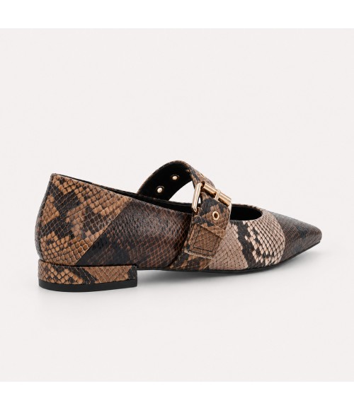 Zapato Tacon Bajo Marron Efecto Serpiente Hebilla Montevita 105470