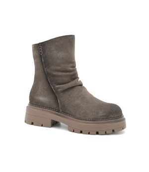 Botin Gris de Piel con Suela Track Purapiel 105505