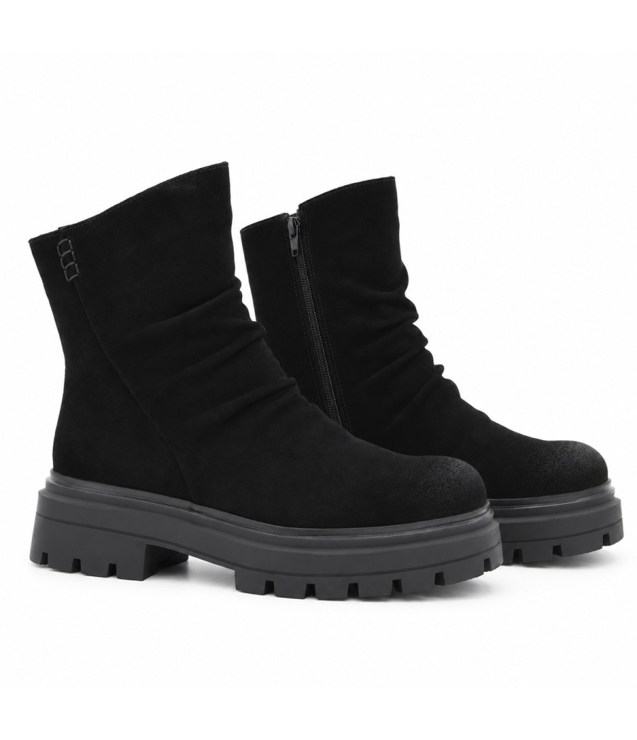 Botin Negro de Piel con Suela Track Purapiel 105506
