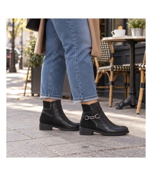 Botin Negro con Cadena Montevita 105516