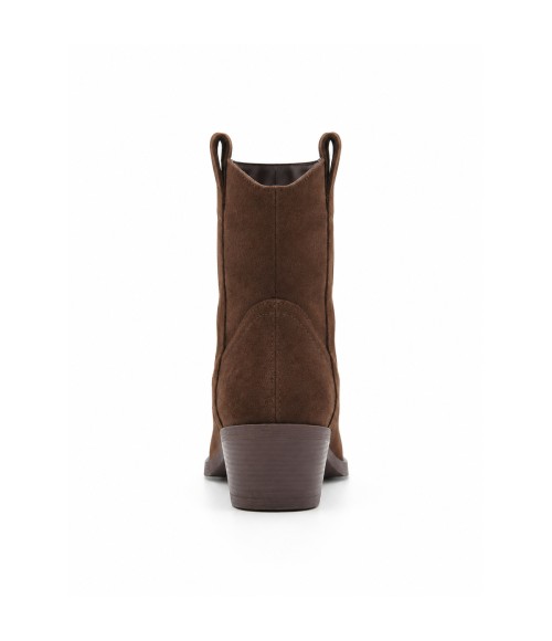 Botin Cowboy Marron Serraje con Bordado Frontal y Tacon Medio Purapiel 105517
