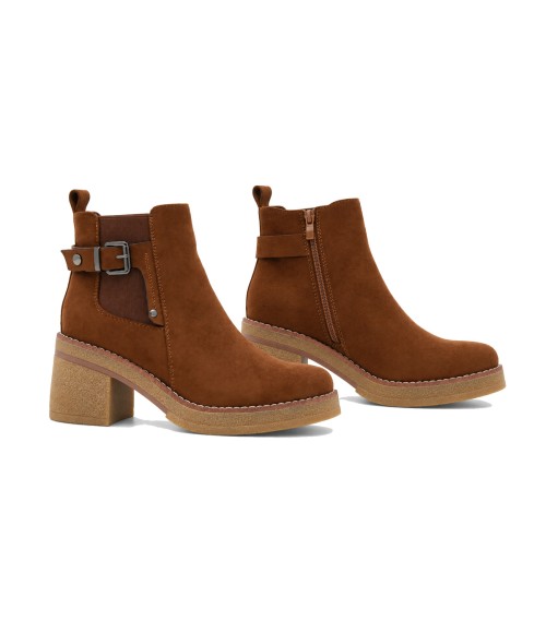 Botin Marron de Tacon Ancho y Hebilla Montevita 105528