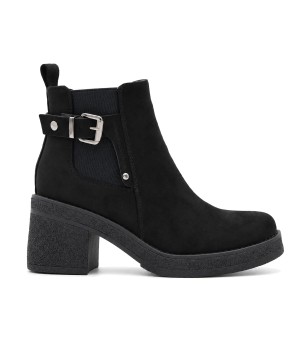 Botin Negro de Tacon Ancho y Hebilla Montevita 105529