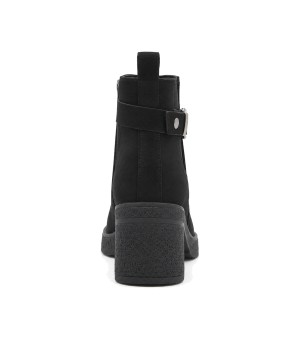 Botin Negro de Tacon Ancho y Hebilla Montevita 105529