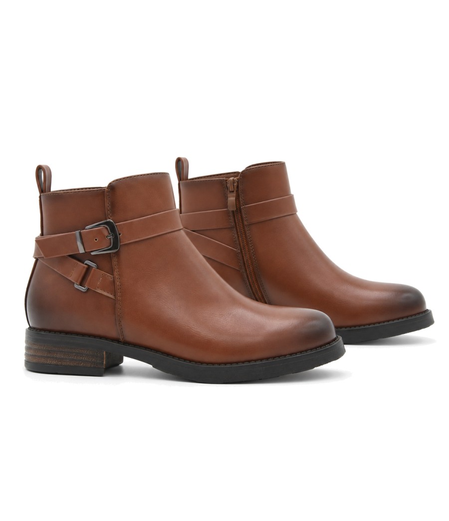 Botin Marron con Hebillas y Tacon Bajo Montevita 105530