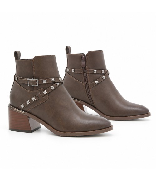 Botin Marron con Tachuelas Purapiel 105532