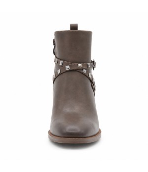 Botin Marron con Tachuelas Purapiel 105532
