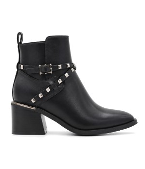 Botin Negro con Tachuelas Purapiel 105533