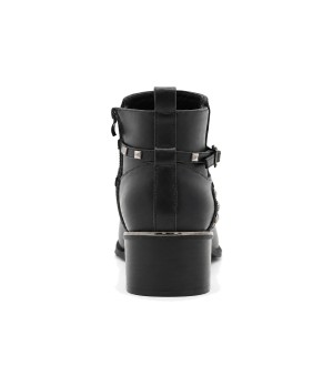 Botin Negro con Tachuelas Purapiel 105533