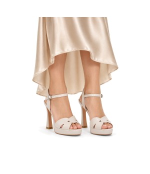 Sandalia De Tacon Y Tiras Flor Para Mujer Montevita Fenie 105069