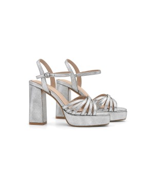 Sandalia Con Tiras Cruzadas Forma Para Mujer Montevita Servedte 105075