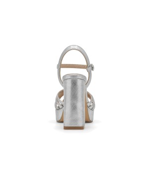 Sandalia Con Tiras Cruzadas Forma Para Mujer Montevita Servedte 105075
