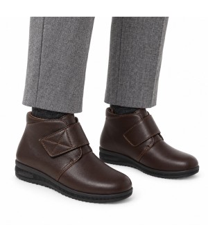 Botin Marron con Velcro y Cuna Baja Montevita Bottivita81 105536